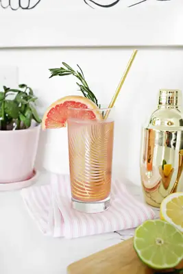 Grapefrukt sitrus glitrende mocktail