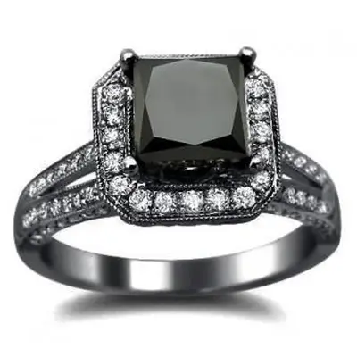 https://cf.ltkcdn.net/engagementrings/images/slide/163293-420x420-Black-Princess-Cut-Diamond-Engagement-Ring-18k-Black-Gold.webp