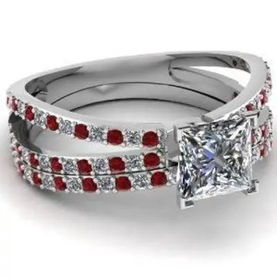 https://cf.ltkcdn.net/engagementrings/images/slide/172656-300x300-ruby-princess.webp
