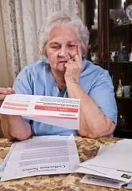 5 etapas para ajudá-lo a proteger o dinheiro de seus pais idosos