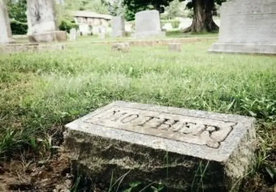 30+ bewegende Trauerlieder für Mama