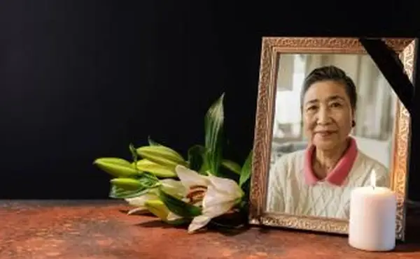 母親のための心からの死亡記事の例