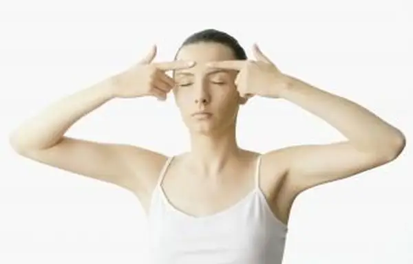 Efektívne cvičenia na poklesnuté viečka