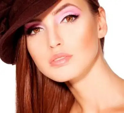 アイシャドウがヘーゼルアイズに最適なもの