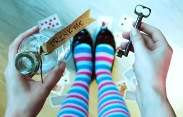 Significados ocultos de Alicia en el país de las maravillas