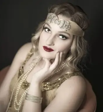 Clapet avec bandeau et perles