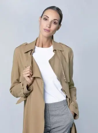 Exemples de looks de vêtements classiques pour femmes