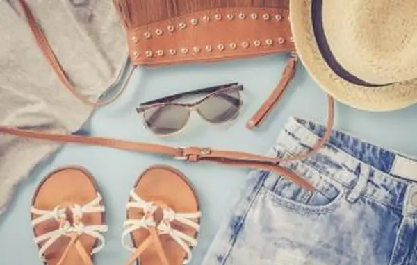 צור תלבושת משלך באופן מקוון