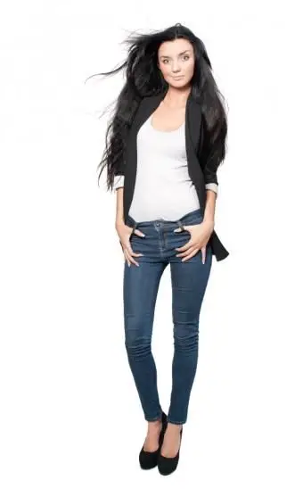 https://cf.ltkcdn.net/womens-fashion/images/slide/156599-505x850r1-skinny-jeans-rectangle.webp