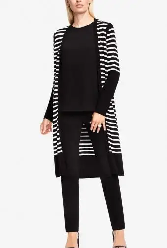 https://cf.ltkcdn.net/womens-fashion/images/slide/207564-555x850-Vince_Camuto_Striped_Open_Front_Cardigan.webp