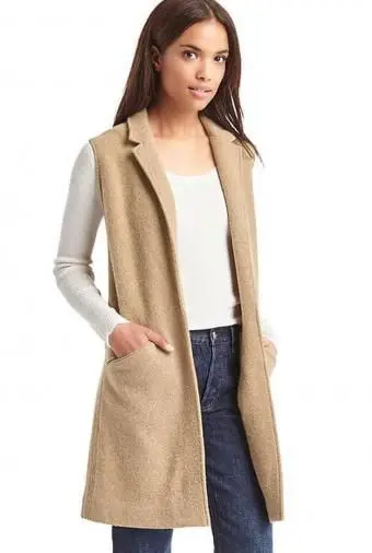 https://cf.ltkcdn.net/womens-fashion/images/slide/206957-555x850-Wool-Blazer-Vest.webp