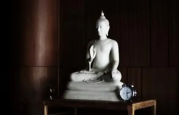 Wohnzimmer Buddha-Statue