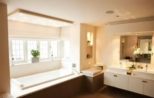 szczęśliwy bambus w łazience