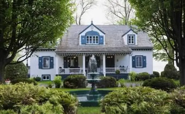 Výber vodnej fontány Feng Shui pre prednú časť domu