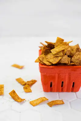 ベイクドチリチーズチップ