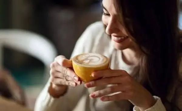 11 mejores cafés instantáneos (sabor fresco, rápido)