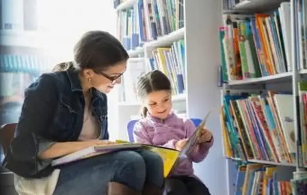 小学校のための無料の簡単な読者