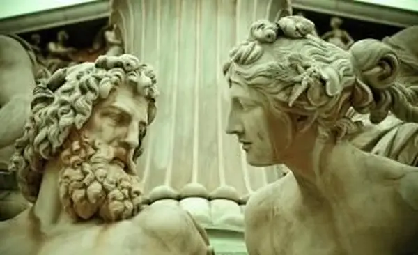 비엔나, 오스트리아의 팔라스 아테나 동상