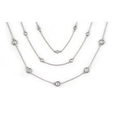 Colar Giada: Como se vestir como o famoso chef