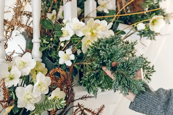 How to make a Christmas stair swag - adding the flowers