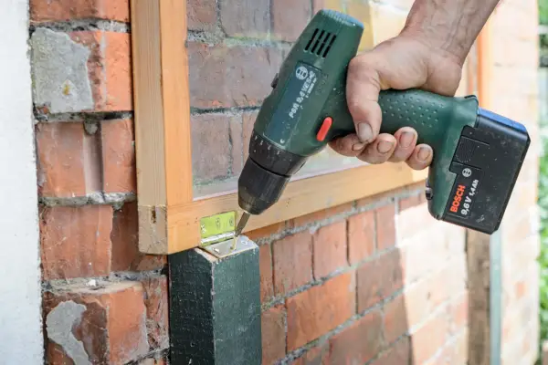 Attaching the window to the frame