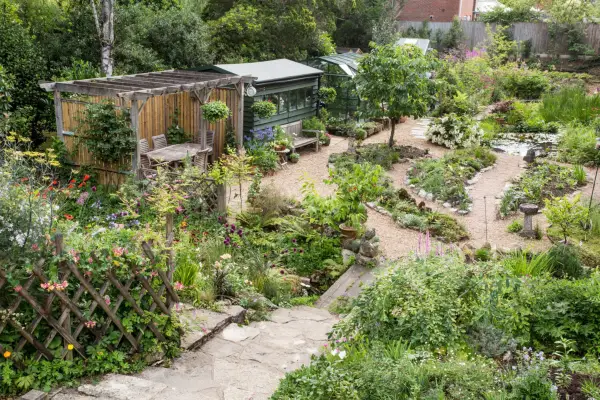 Echte Gärten: Pracht am Hang