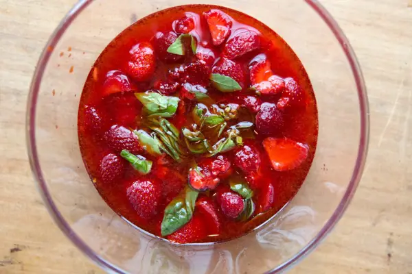 strawberry-vinegar-4