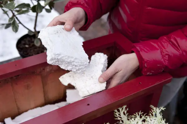 Christmas pot display - adding crocks