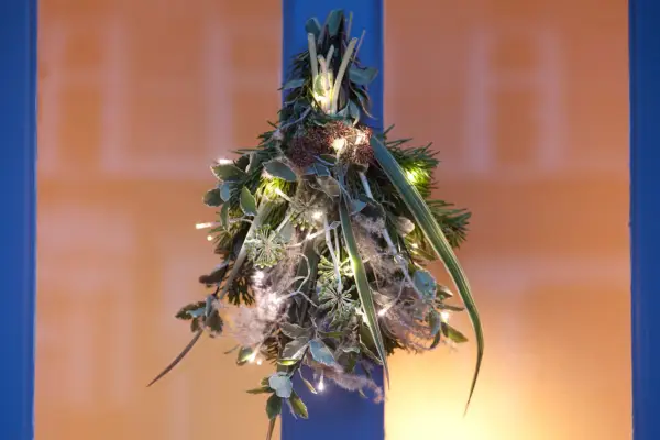 クリスマスドアの装飾