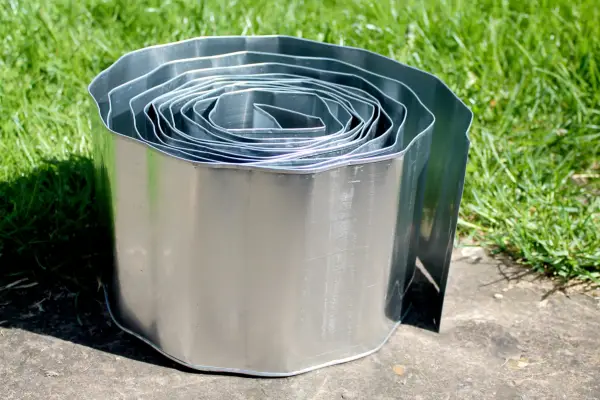 Galvanised Lawn Edging - Verdantvows