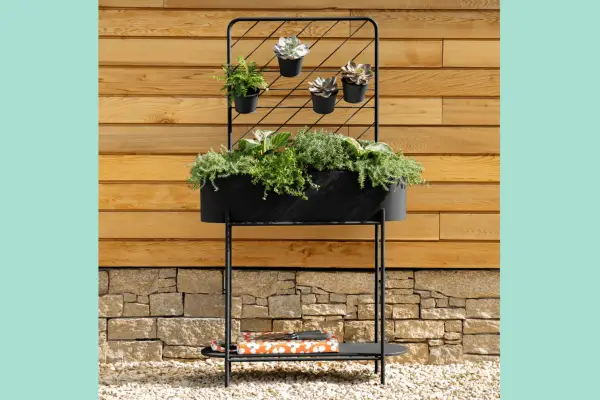 Elements Tall Black Metal Trellis Planter - Verdantvows