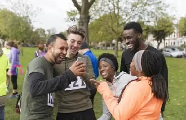 웃는 친구 주자