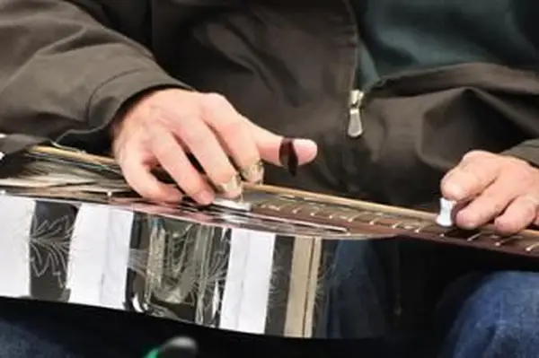 Kostki do gitary ze stali