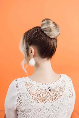 How to Style a Donut Bun