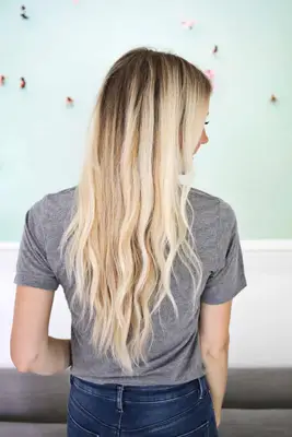 How To Curl Your Hair Without A Curling Iron!