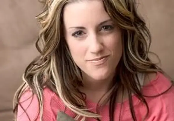 굵은 웨이브 헤어 스타일