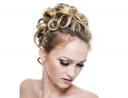 Style de jeu de rouleaux Up-do