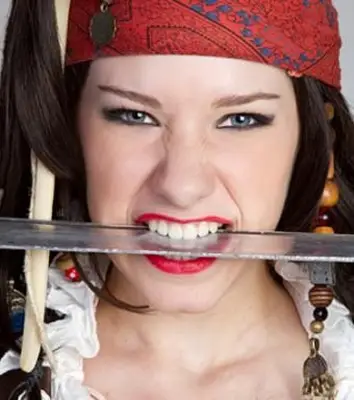 Trucco da pirata femminile