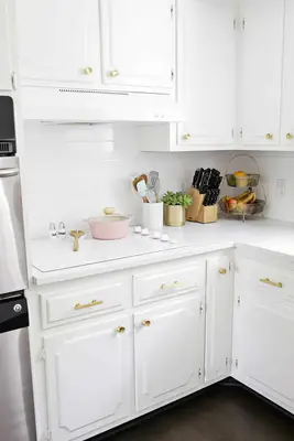 Laura's Kitchen Tour (Part 2!)