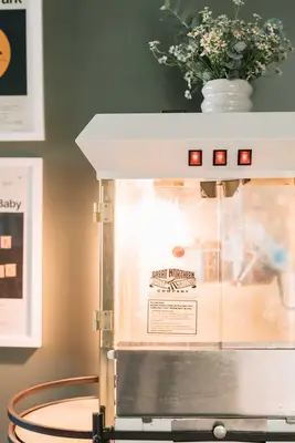 Great Northern popcorn machine