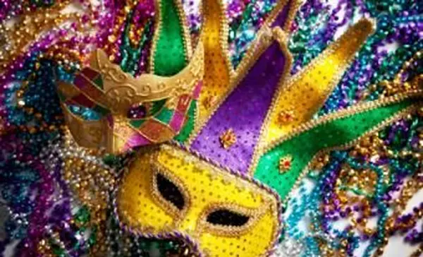 簡単なDIYのアイデアでマルディグラのコスチュームを作る方法