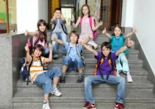 Comment démarrer une coopérative d'école à la maison