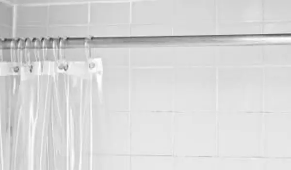 クリアシャワーカーテン