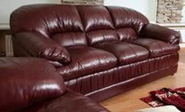 가죽 가구를 청소하는 방법