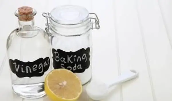 Ocet i soda oczyszczona