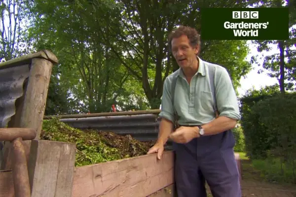 How to attract wildlife with a compost heap