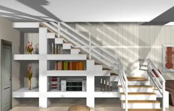 תחת אחסון מדרגות