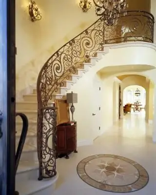 13 dôvtipných nápadov na zdobenie schodov: Prilepte si pristátie