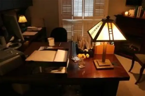 17 תכונות עיצוב אומן שמרגישות חמות ומנחמות