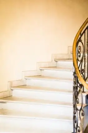 escada de ferro forjado